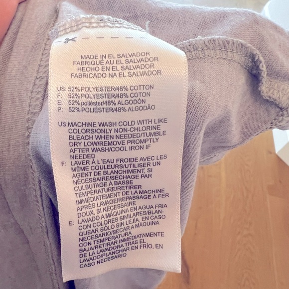 Reebok Gray Tank Top - Size XL - Picture 5 of 5